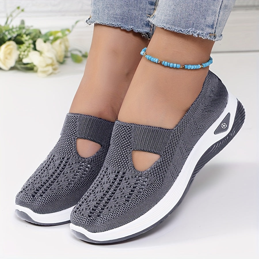 Comfortable Slip-On Sneakers with a Stable Fit