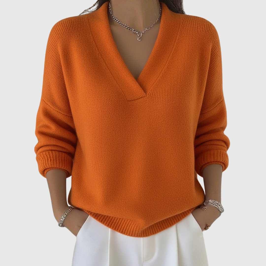 Faye | Soft V-Neck Sweater in Casual Fit