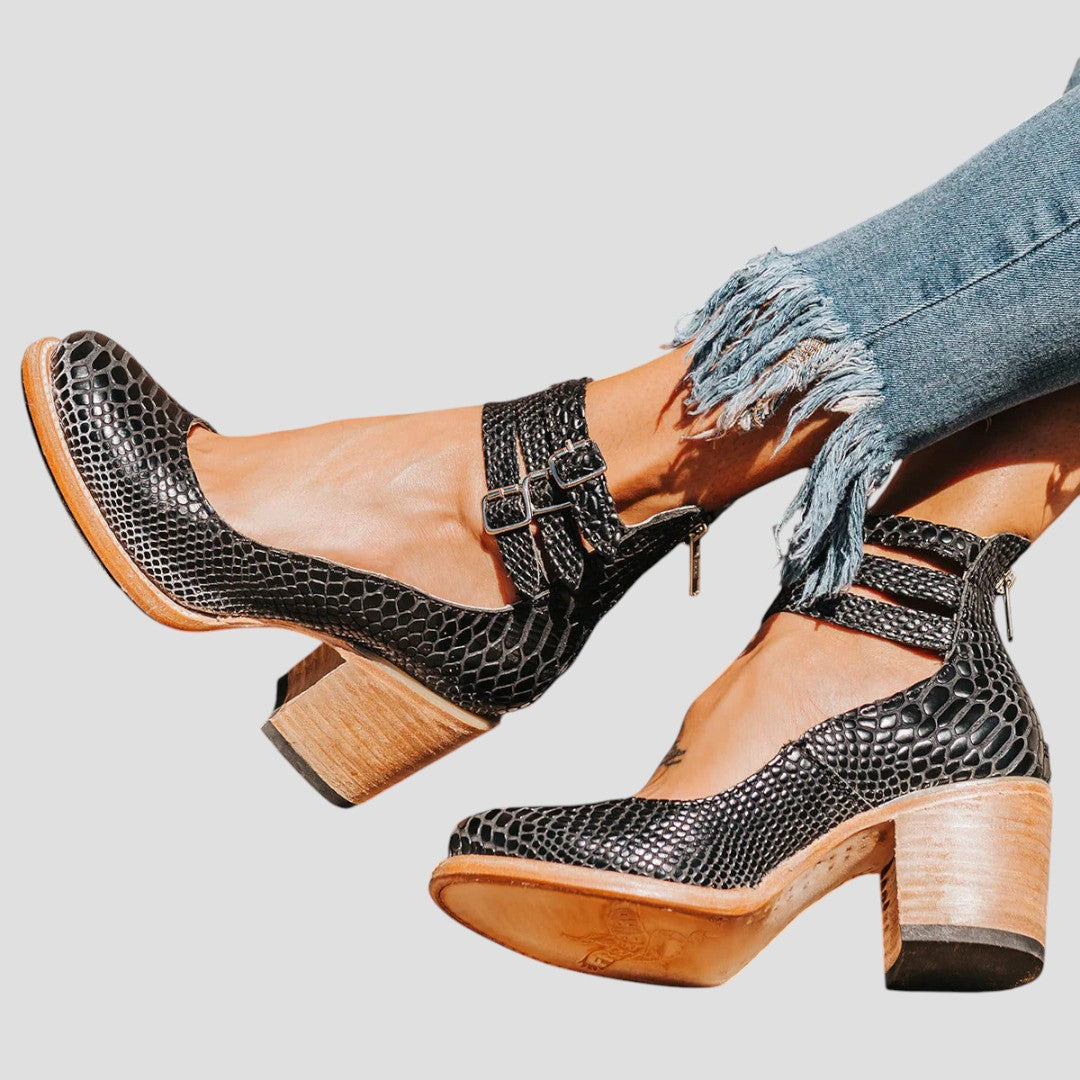 Greta - Elegant Orthopedic Boots