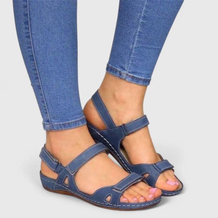 Avrie - Comfortable Flat Sandals