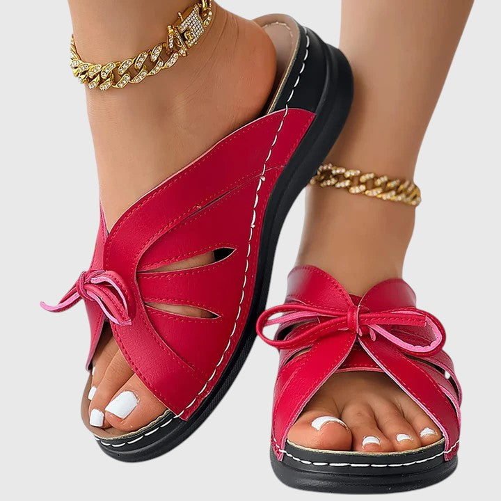 Darcy - Stylish Slip-On Sandals with Strap