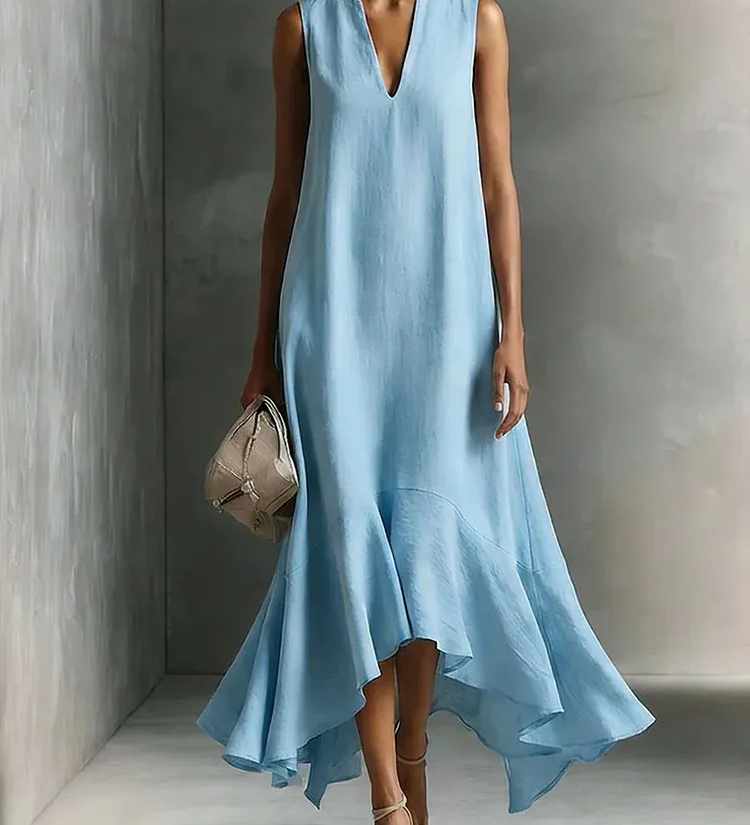 Astra - Sleeveless Maxi Dress with V-Neck