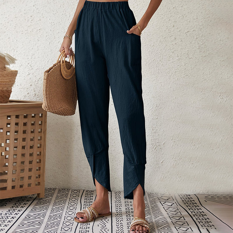 Essari - Pants with Slit Hem